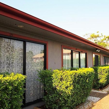Springwood Motor Inn Esterno foto