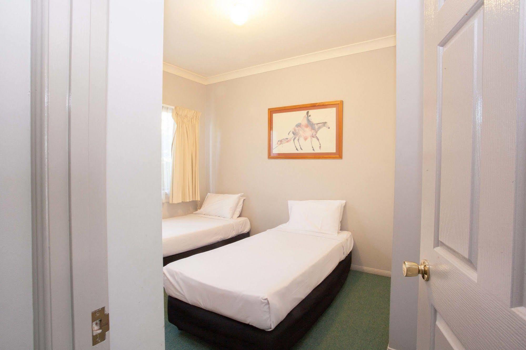 Springwood Motor Inn Esterno foto